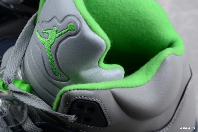 DM9014-003 Jordan (2022)  Bean Air 5 Retro Green 0711